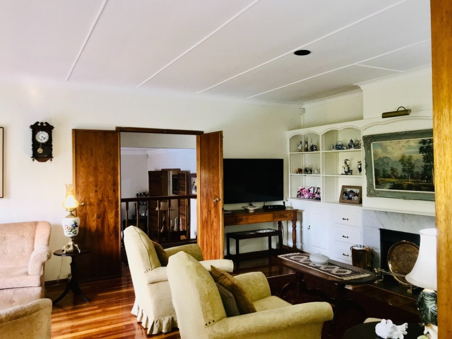 5 Bedroom Property for Sale in Waverley Free State